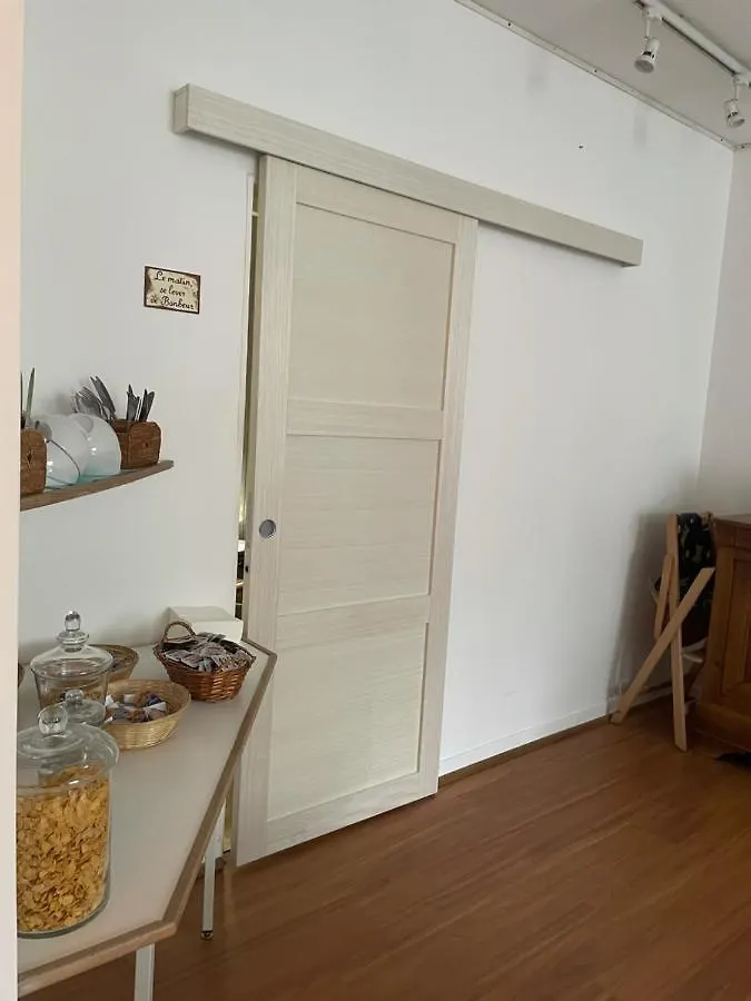 Constantin Hotel Arles 2*,