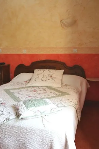 Constantin Hotel Arles 2*,